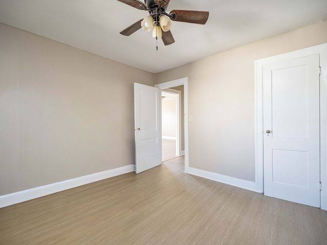 1009 Greenland Dr, Murfreesboro, TN 37130