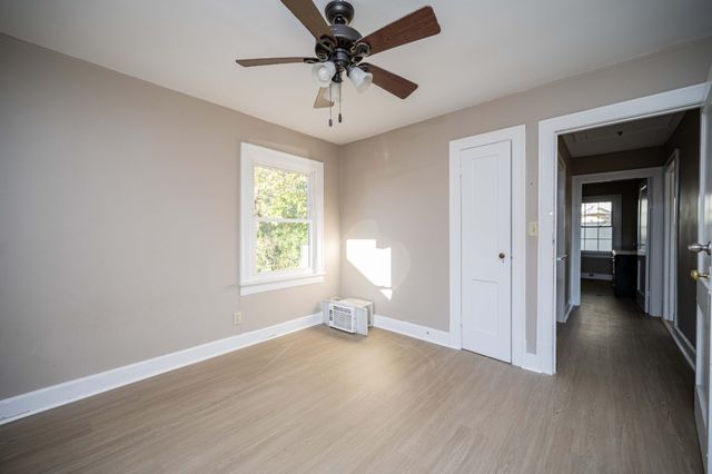 1009 Greenland Dr, Murfreesboro, TN 37130