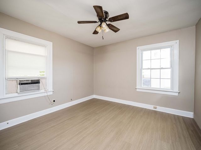 1009 Greenland Dr, Murfreesboro, TN 37130