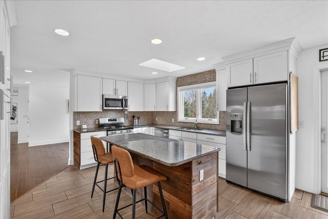 7999 Shadybrook Drive, Ada, MI 49301
