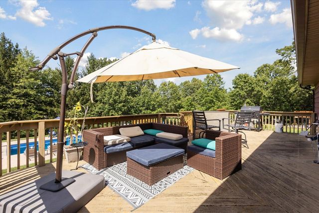 7999 Shadybrook Drive, Ada, MI 49301