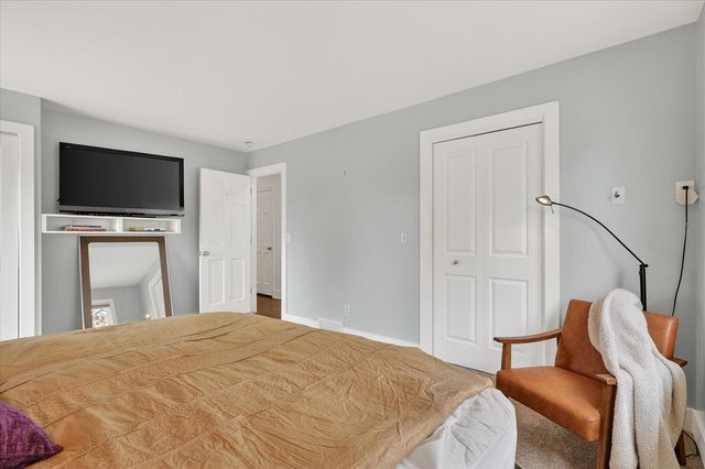 7999 Shadybrook Drive, Ada, MI 49301