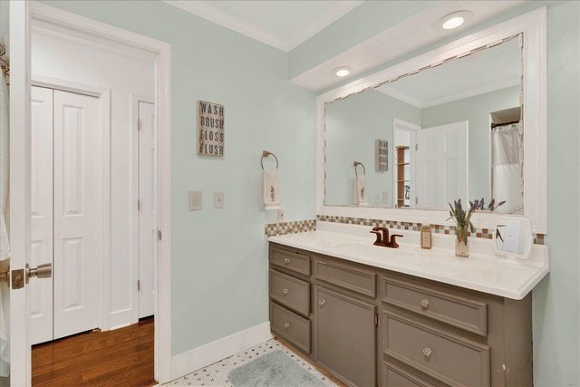 7999 Shadybrook Drive, Ada, MI 49301