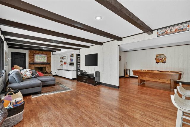 7999 Shadybrook Drive, Ada, MI 49301