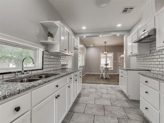 1316 NW 12th St Street, Oklahoma City, OK 73106