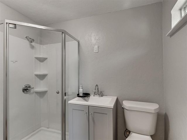 1316 NW 12th St Street, Oklahoma City, OK 73106