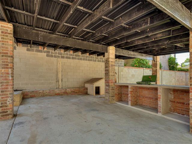 1316 NW 12th St Street, Oklahoma City, OK 73106
