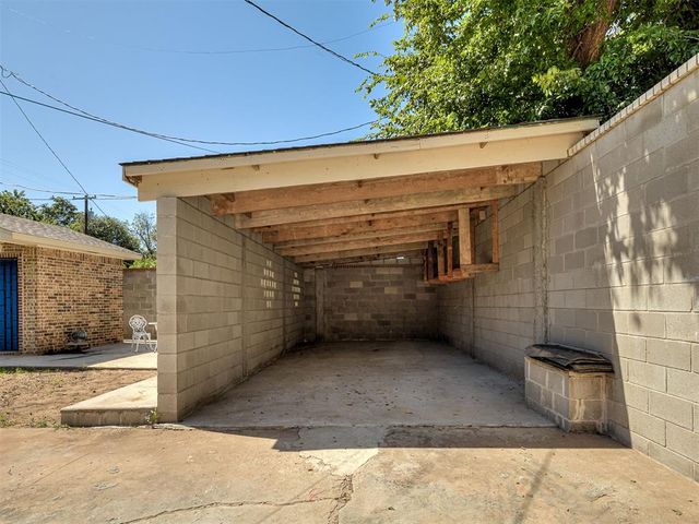1316 NW 12th St Street, Oklahoma City, OK 73106