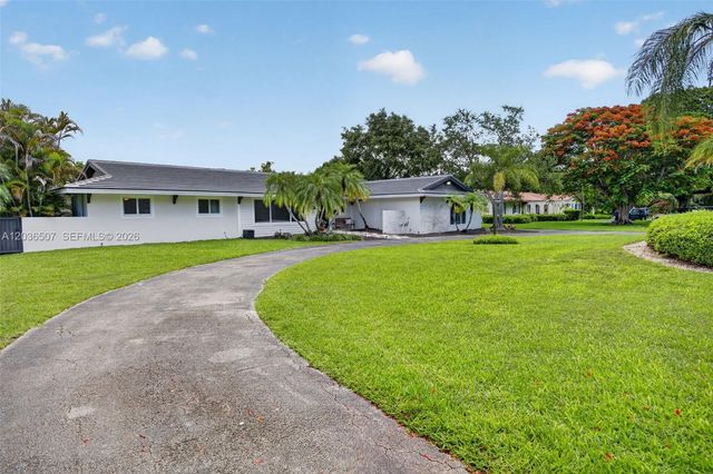 12180 SW 92nd Avenue, Miami, FL 33176