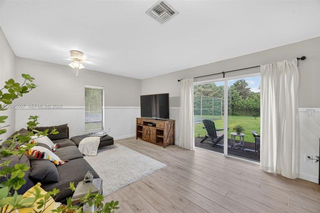 12180 SW 92nd Avenue, Miami, FL 33176