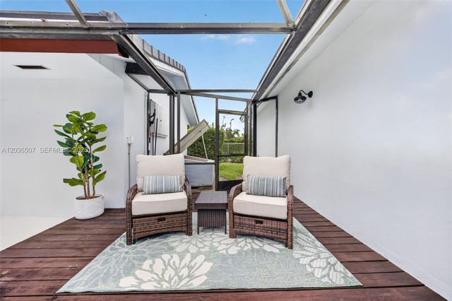 12180 SW 92nd Avenue, Miami, FL 33176