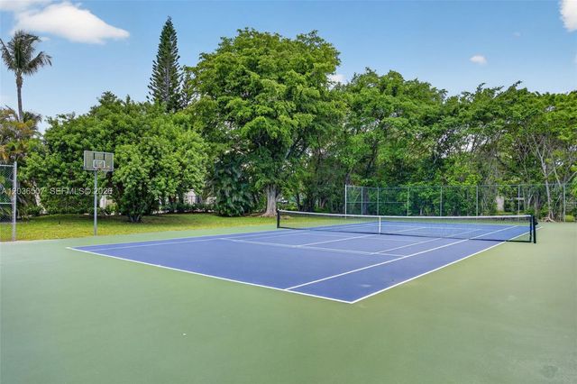 12180 SW 92nd Avenue, Miami, FL 33176