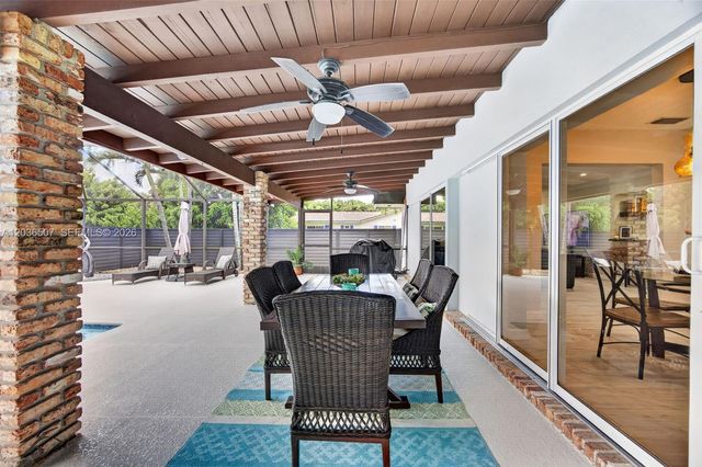 12180 SW 92nd Avenue, Miami, FL 33176
