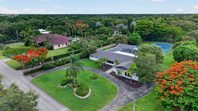 12180 SW 92nd Avenue, Miami, FL 33176