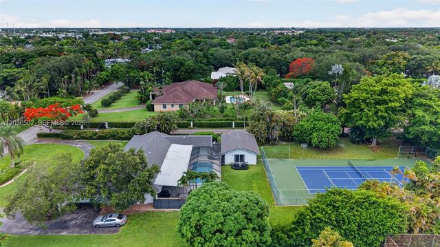 12180 SW 92nd Avenue, Miami, FL 33176