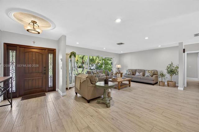 12180 SW 92nd Avenue, Miami, FL 33176