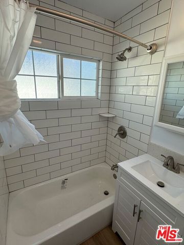 2601 Obama Boulevard 2603, Los Angeles, CA 90018