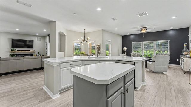 3826 GOLDEN FEATHER WAY, Kissimmee, FL 34746