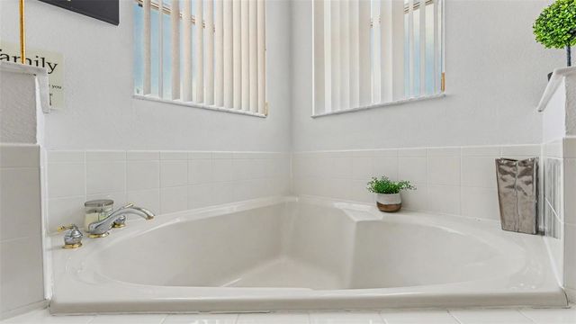 3826 GOLDEN FEATHER WAY, Kissimmee, FL 34746