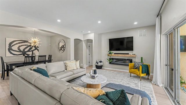 3826 GOLDEN FEATHER WAY, Kissimmee, FL 34746