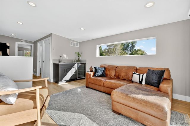 328 S Humboldt Street, Denver, CO 80209