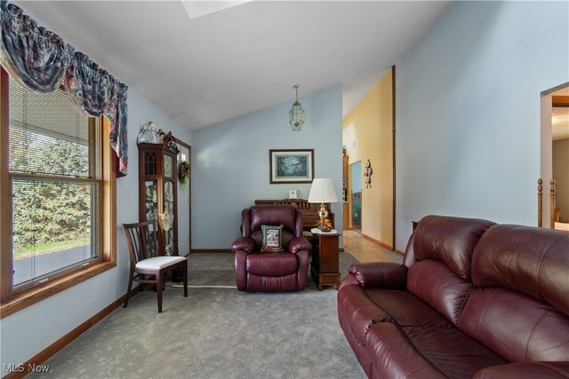 9732 Erie Avenue SW, Beach City, OH 44608