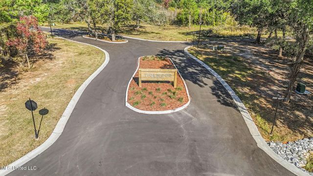 123 Live Oak Boulevard, Pass Christian, MS 39571