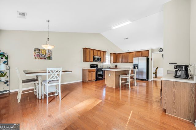 537 Vickers Lane, Locust Grove, GA 30248