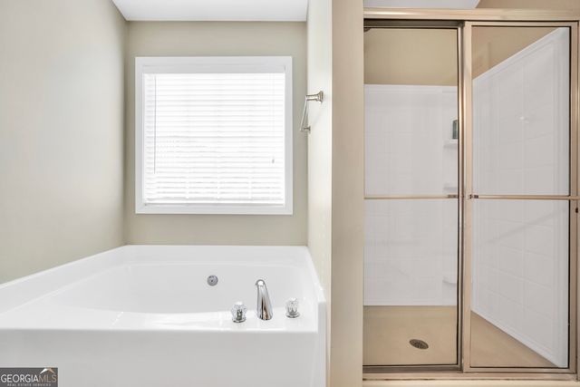 537 Vickers Lane, Locust Grove, GA 30248