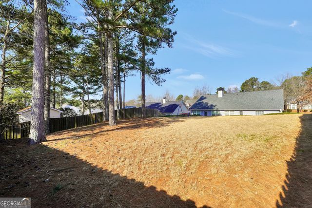 537 Vickers Lane, Locust Grove, GA 30248