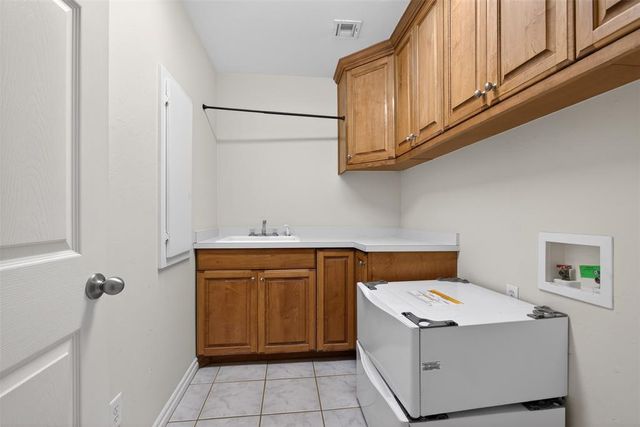 15528 Swallowtail Road, Edmond, OK 73013