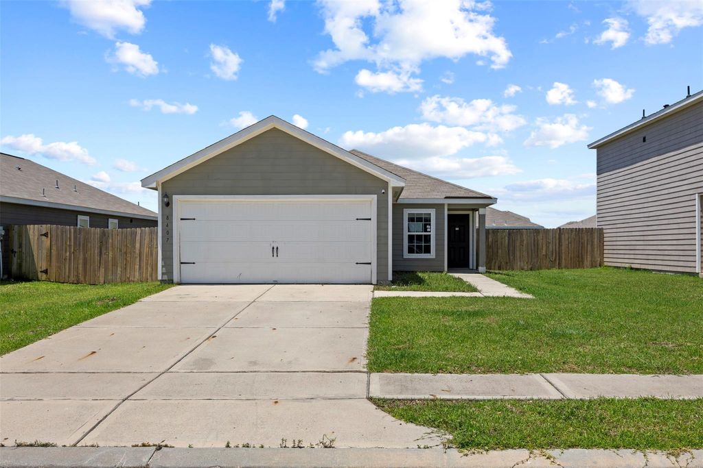 8407 Bermuda Blue Road, Baytown, TX 77523