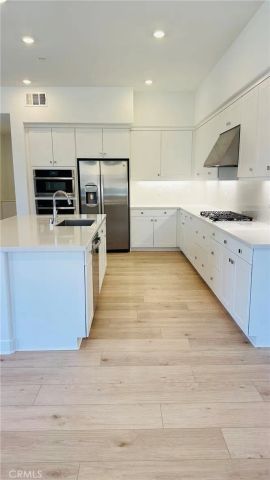 499 Mulligan, Irvine, CA 92618