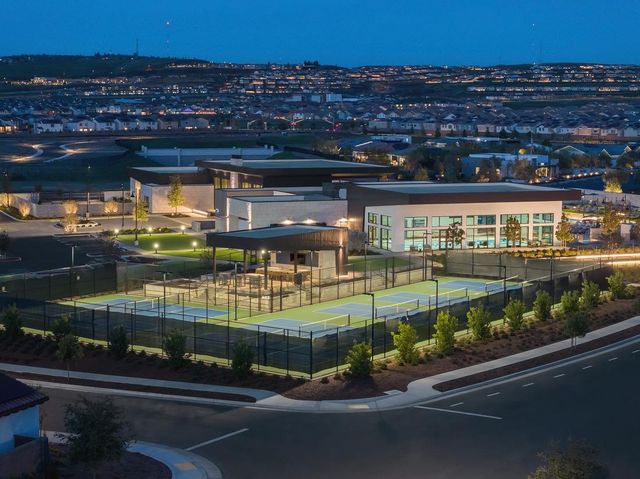 4060 Sunny Oaks Dr, Folsom, CA 95630