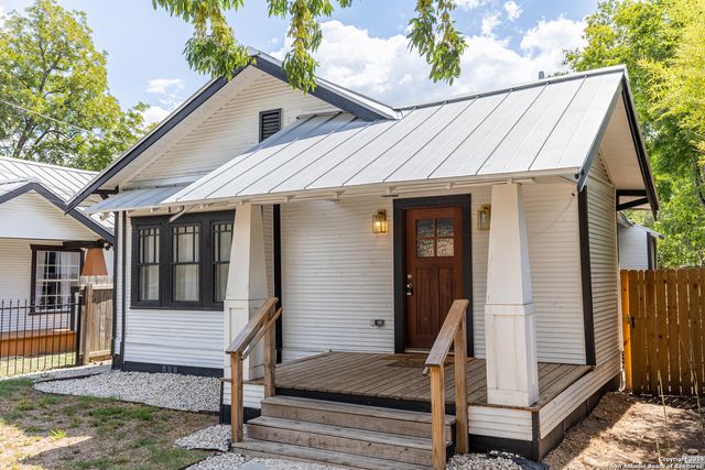 1010 BURNET ST, San Antonio, TX 78202