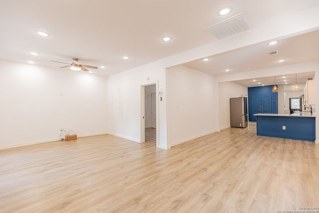 1010 BURNET ST, San Antonio, TX 78202