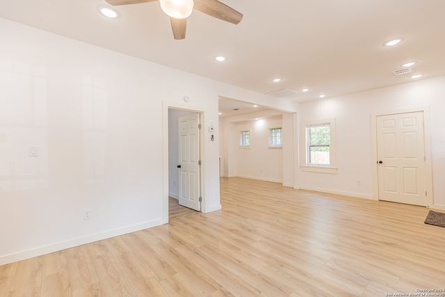 1010 BURNET ST, San Antonio, TX 78202