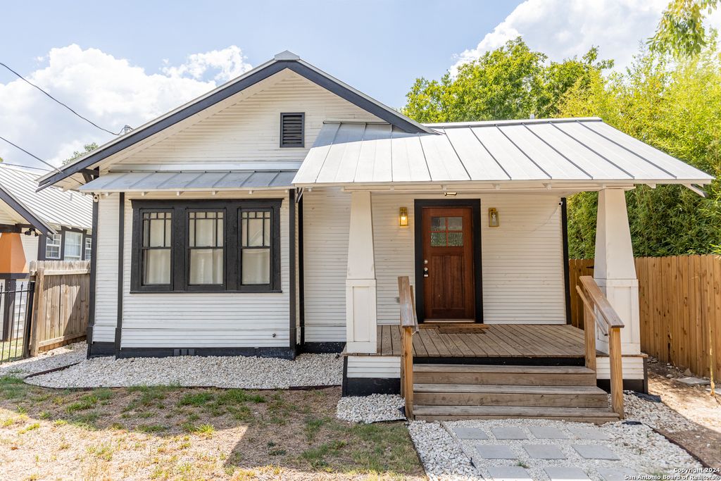 1010 BURNET ST, San Antonio, TX 78202