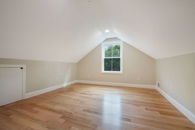 80 Gifford Rd, Westport, MA 02790