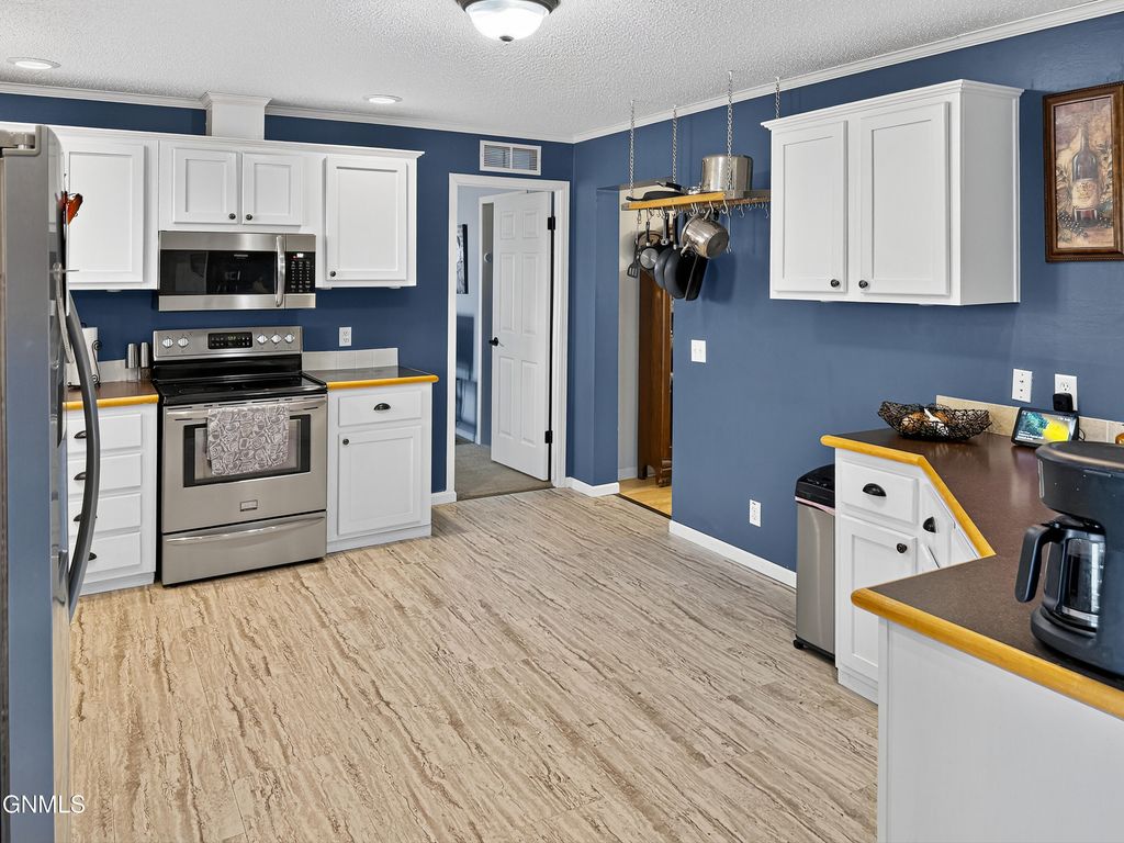 101 5th Avenue, Buchanan, ND 58420 photo 4