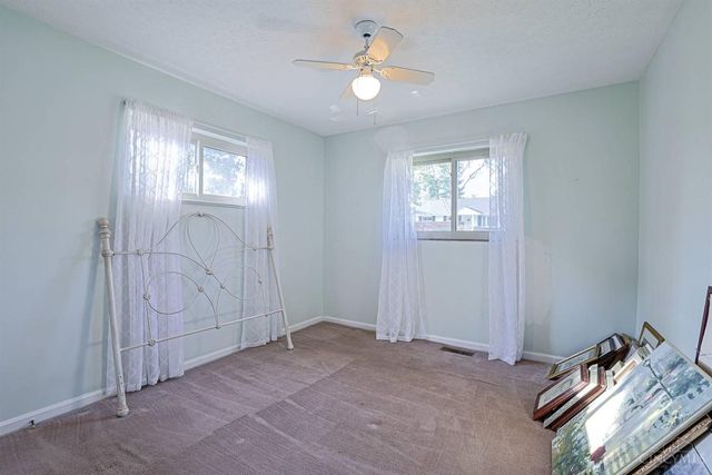 181 Ireland Avenue, Greenhills, OH 45218