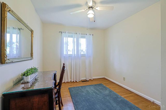 181 Ireland Avenue, Greenhills, OH 45218