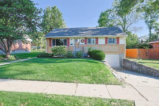 181 Ireland Avenue, Greenhills, OH 45218