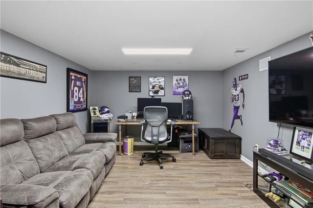 3210 Midway Street, Eau Claire, WI 54703