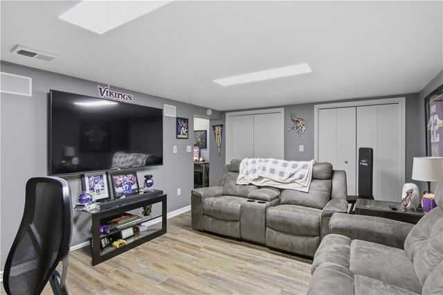 3210 Midway Street, Eau Claire, WI 54703