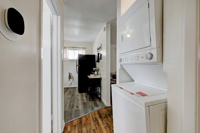 220 Caplin Street, Houston, TX 77022