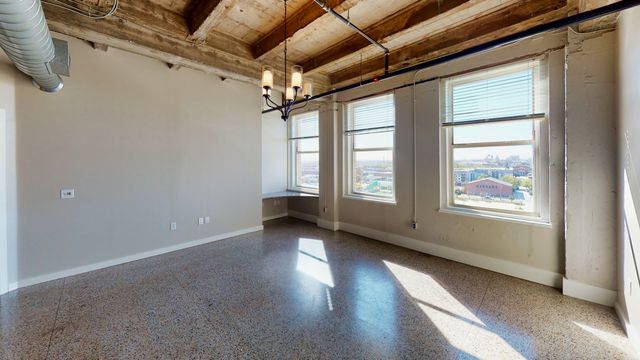 221 W Lancaster Avenue 10011, Fort Worth, TX 76102