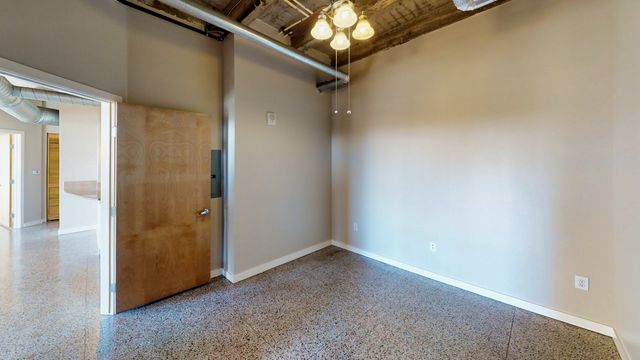 221 W Lancaster Avenue 10011, Fort Worth, TX 76102