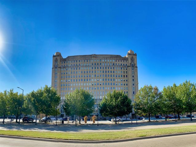 221 W Lancaster Avenue 10011, Fort Worth, TX 76102