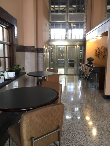 221 W Lancaster Avenue 10011, Fort Worth, TX 76102